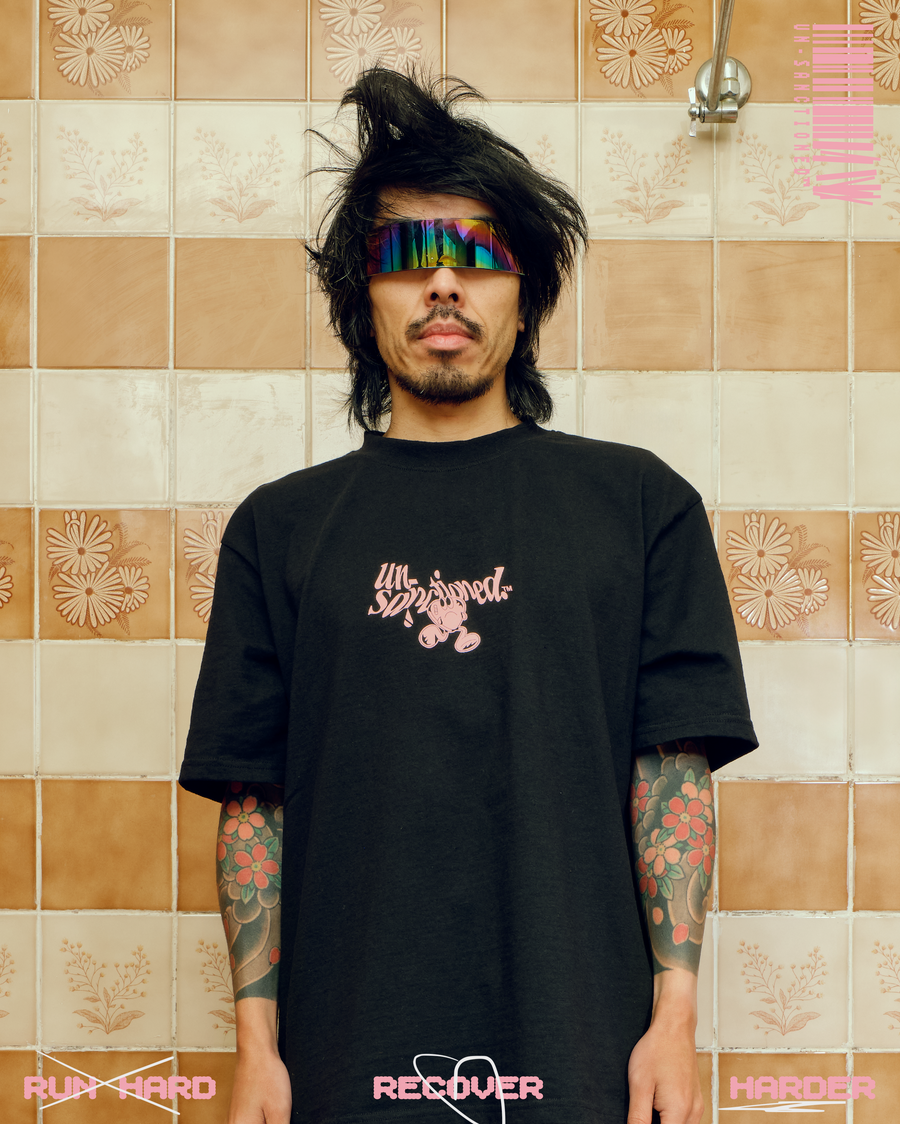 \\_UN-Essential Tee "Heart" [black/pink]